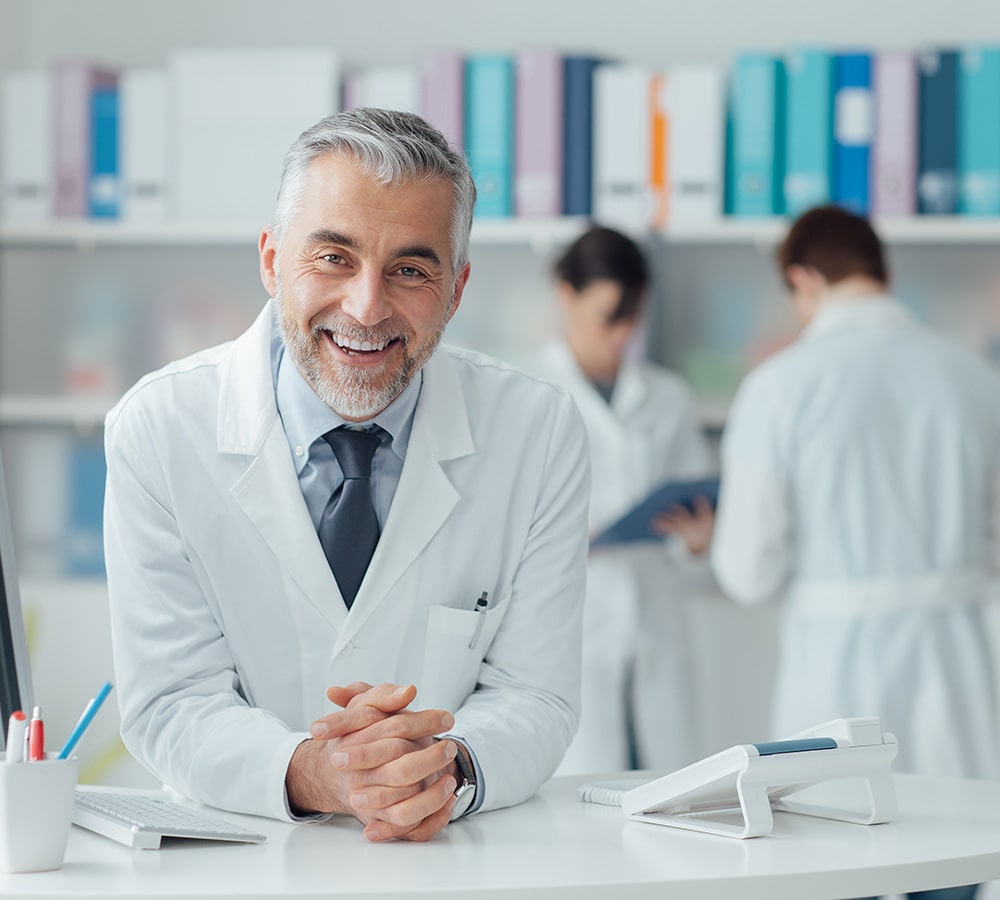 Dentista sonriendo